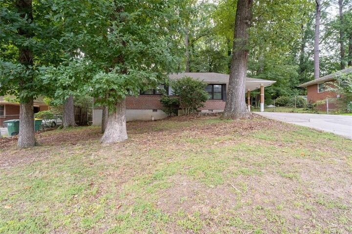 Property Photo:  4642 Bartlett Road  GA 30297 