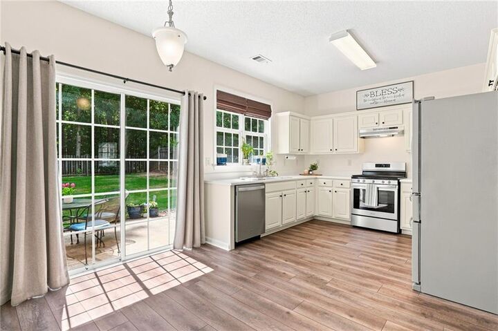 Property Photo: 578 Ashland Parkway GA 30189