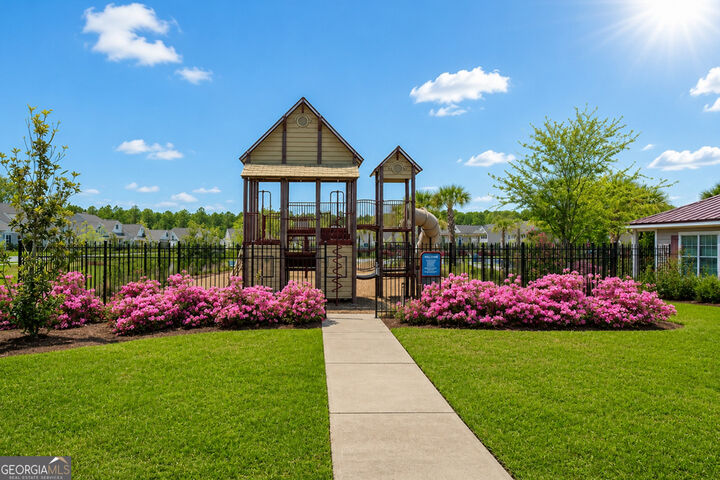 Property Photo: 91 Fairgreen Street GA 31407