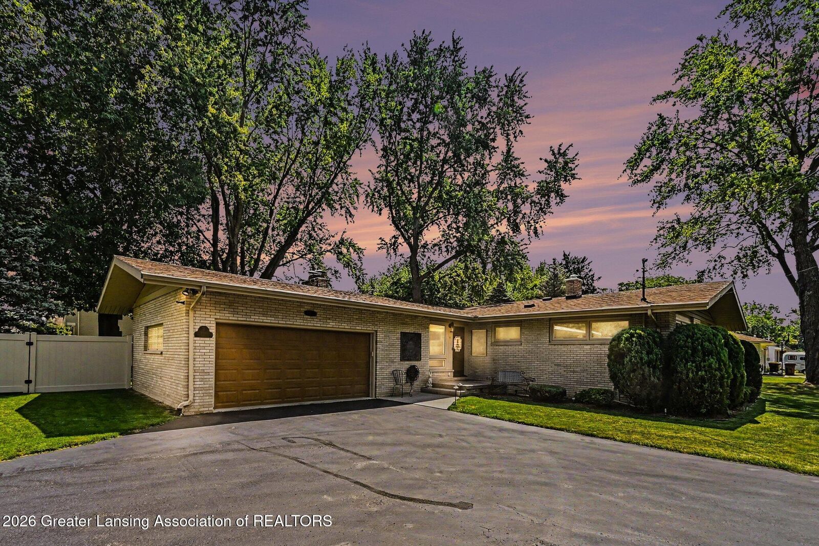 Property Photo:  4466 Arbor Drive  MI 48864 