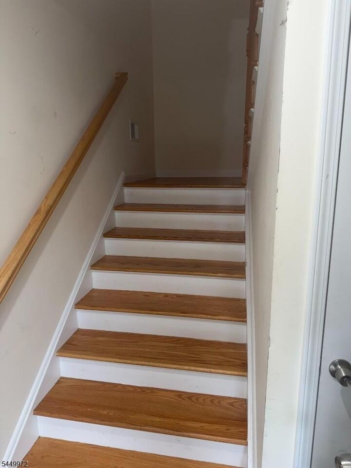Property Photo:  182 Wainwright St  NJ 07112 