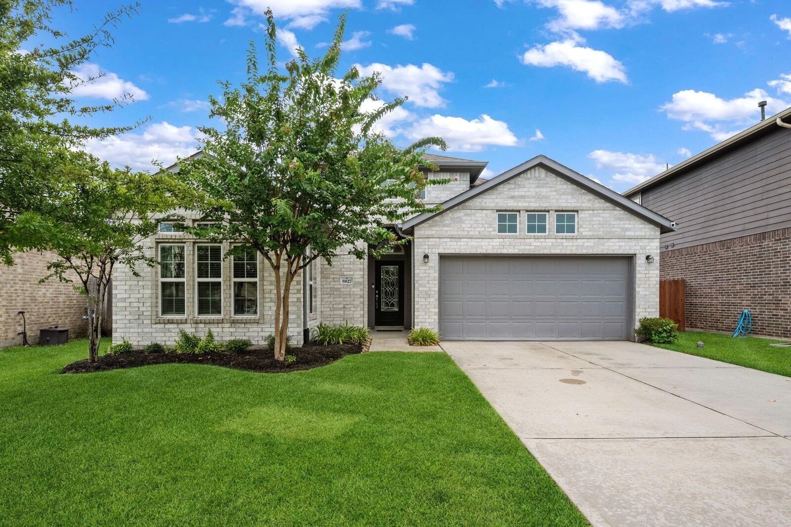 Property Photo: 8827 W Crescent Lake Circle TX 77521