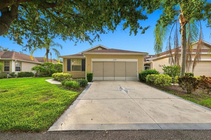 Property Photo:  2339 Nantucket Drive 34  FL 33573 