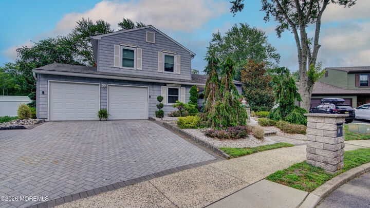 Property Photo:  5 Bugle Court  NJ 07731 