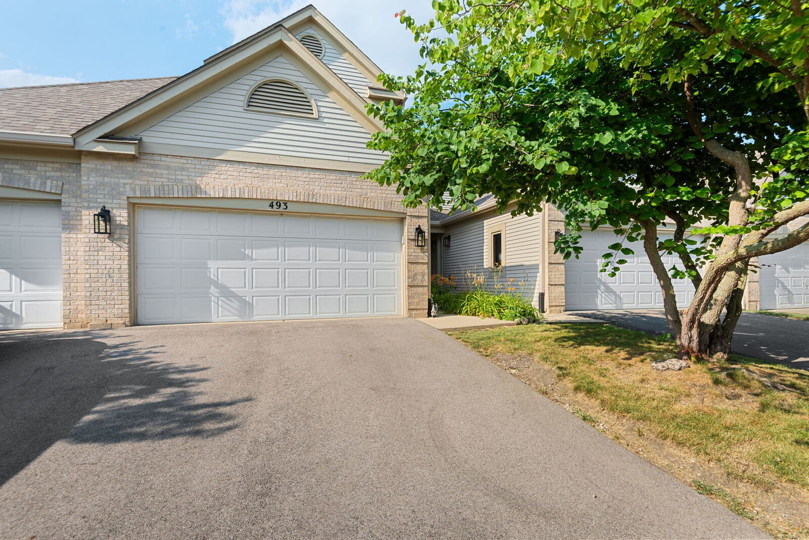 Property Photo:  493 Doverton Lane  IL 60021 