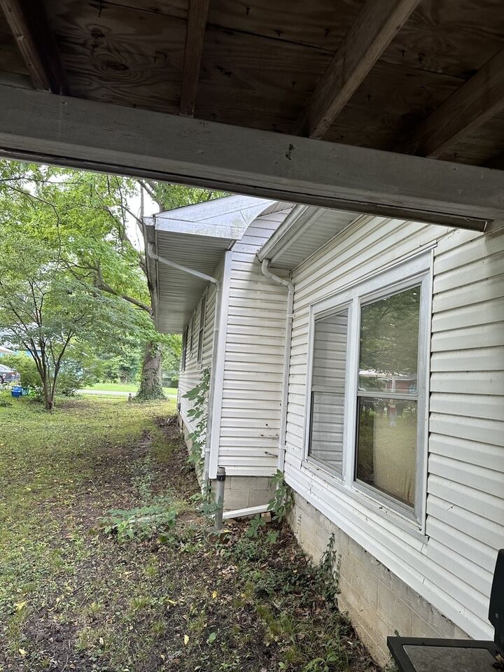 Property Photo: 521 N Springer Street IL 62901