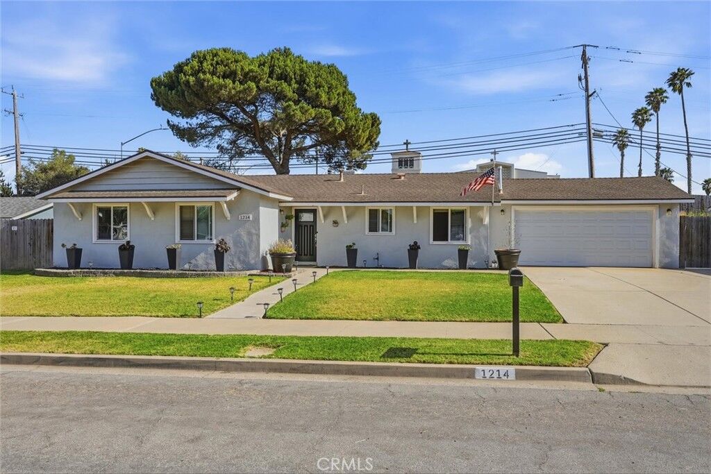 Property Photo:  1214 Bauer  CA 93455 