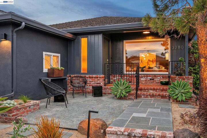 Property Photo:  3280 Adams St  CA 94501 