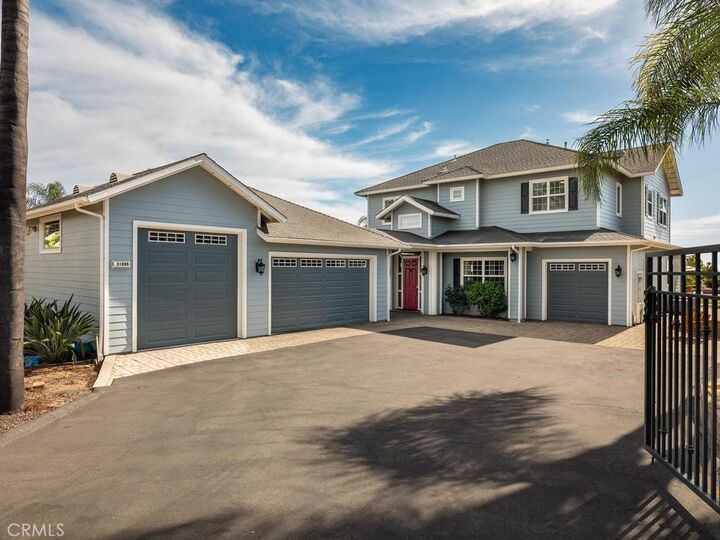 Property Photo: 31899 Calle De Talar CA 92003