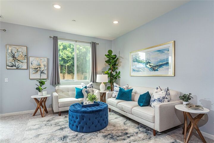 Property Photo:  10251 Angel  CA 91331 