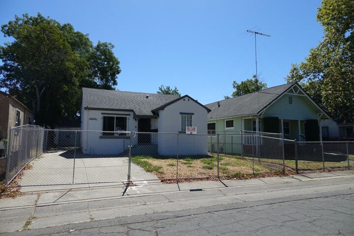 Property Photo:  3737 32nd Street  CA 95820 