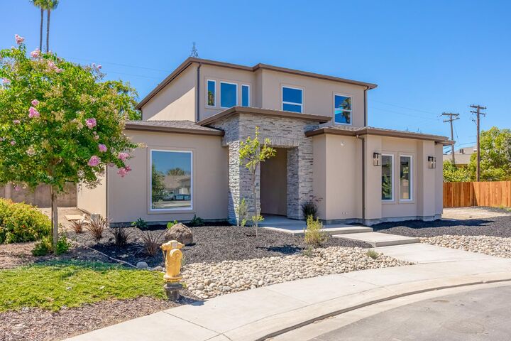 Property Photo:  805 Hintze Landing Court  CA 95354 