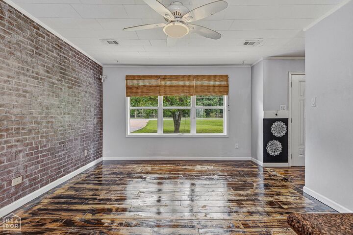 Property Photo: 1011 Highgway 18 AR 72437