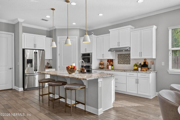 Property Photo:  3328 Southern Oaks Drive  FL 32043 