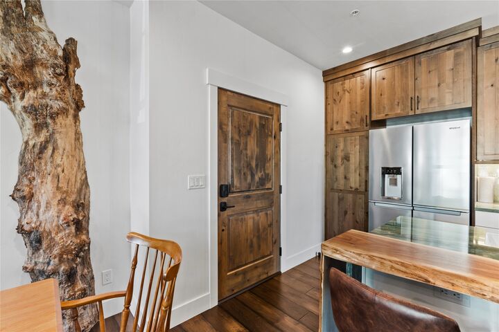 Property Photo:  331 Baker Avenue 201  MT 59937 