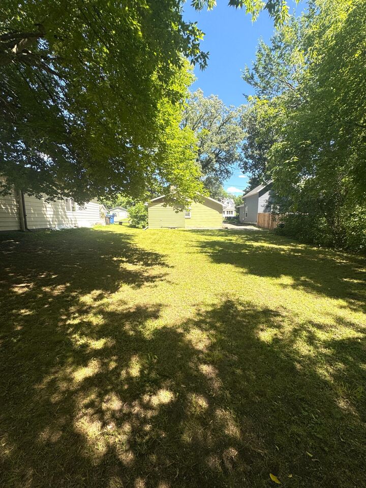 Property Photo:  1030 West Avenue  MN 56501 