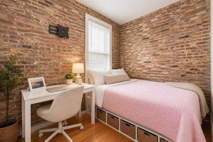 Property Photo: 28 Cooper St 1 MA 02113