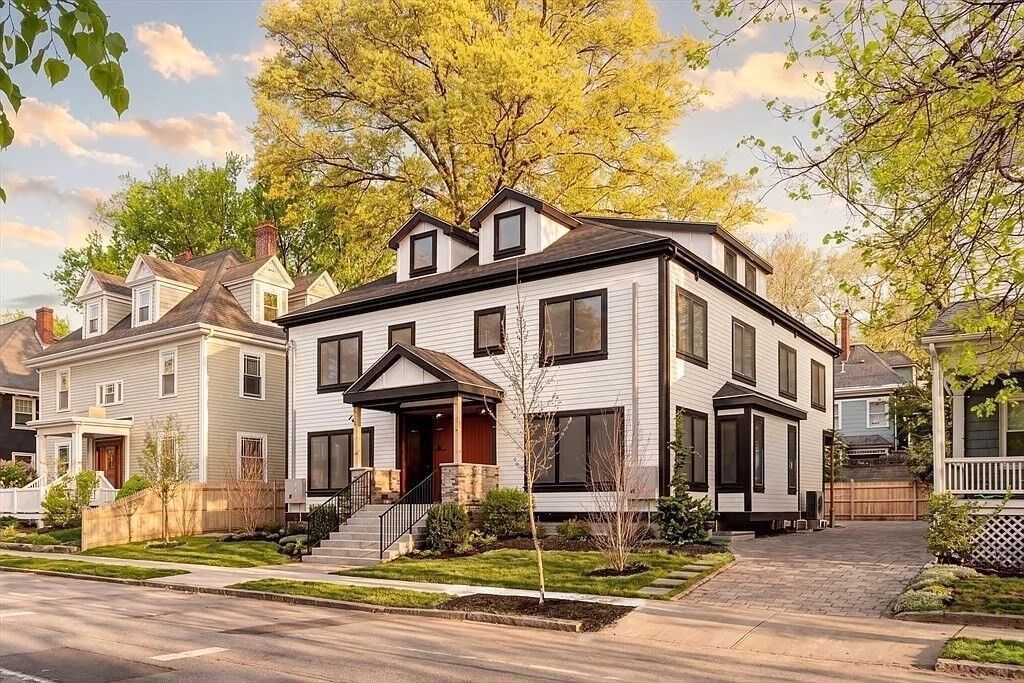 Property Photo:  40 Stedman Street 0  MA 02446 