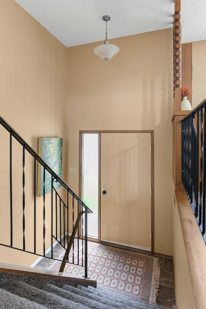 Property Photo:  447 8 Street SE  AB T1A 1L8 