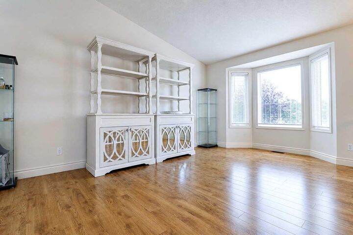 Property Photo:  9306 113A Avenue  AB T8V 7G1 