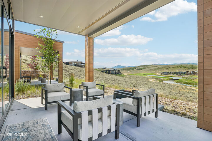 Property Photo:  6358 Double Deer Loop  UT 84098 