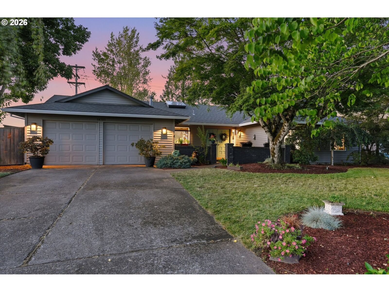 Property Photo:  14705 NW Ridgetop Ct  OR 97006 