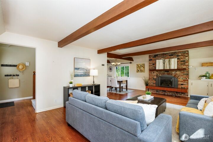 Property Photo:  23200  19th Avenue SE  WA 98021 