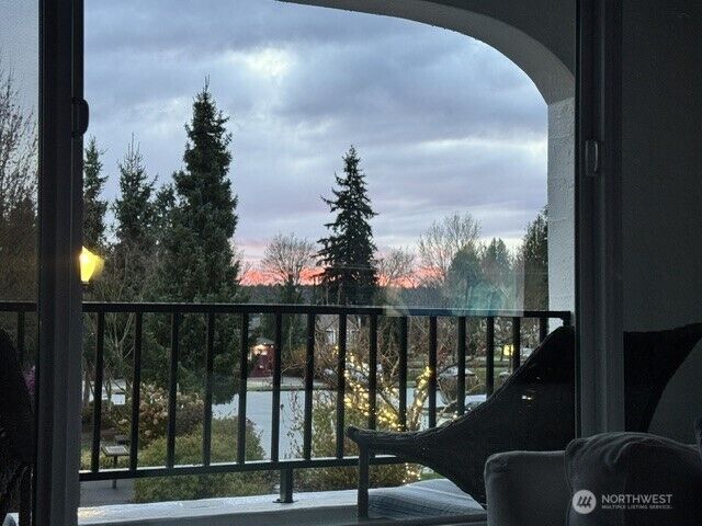 Property Photo:  121 N Olymipic Avenue 1  WA 98223 