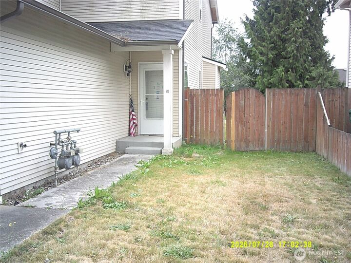 Property Photo:  6110  209th Street NE 3  WA 98223 
