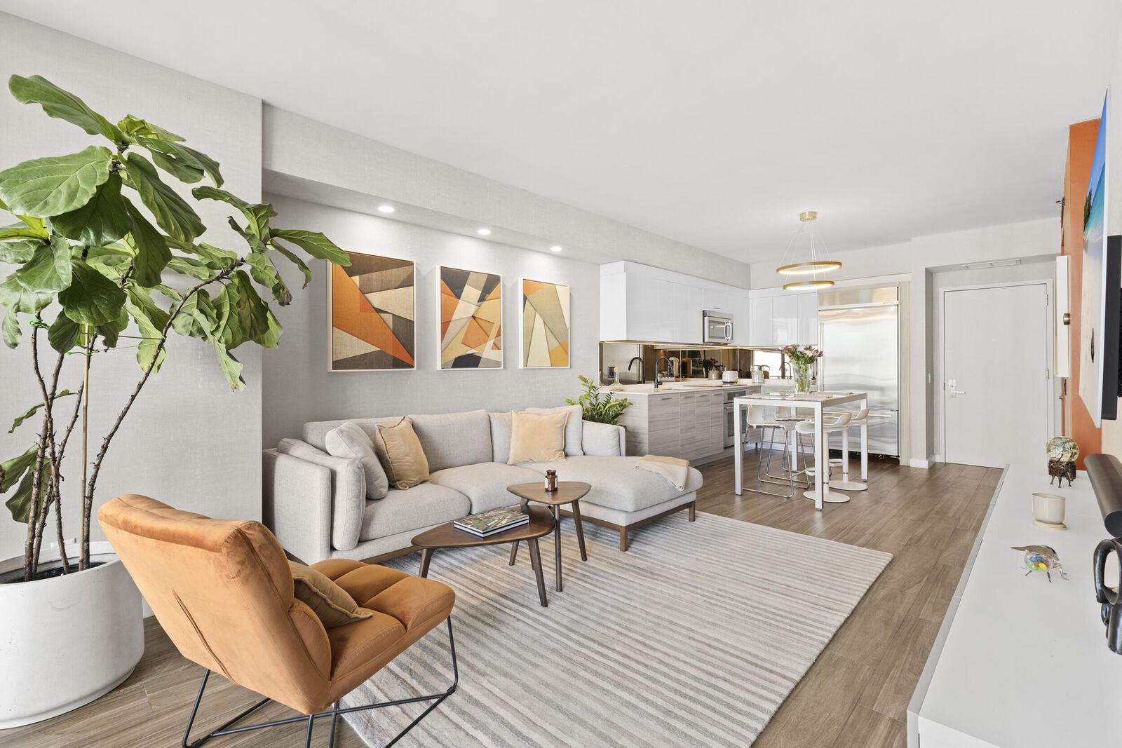 Property Photo:  1300 Brickell Bay 2105  FL 33131 