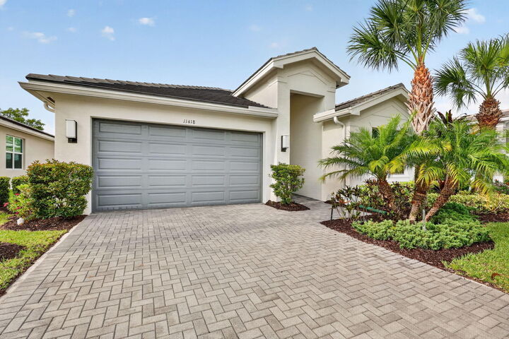 Property Photo:  11418 SW Hawkins Terrace  FL 34987 