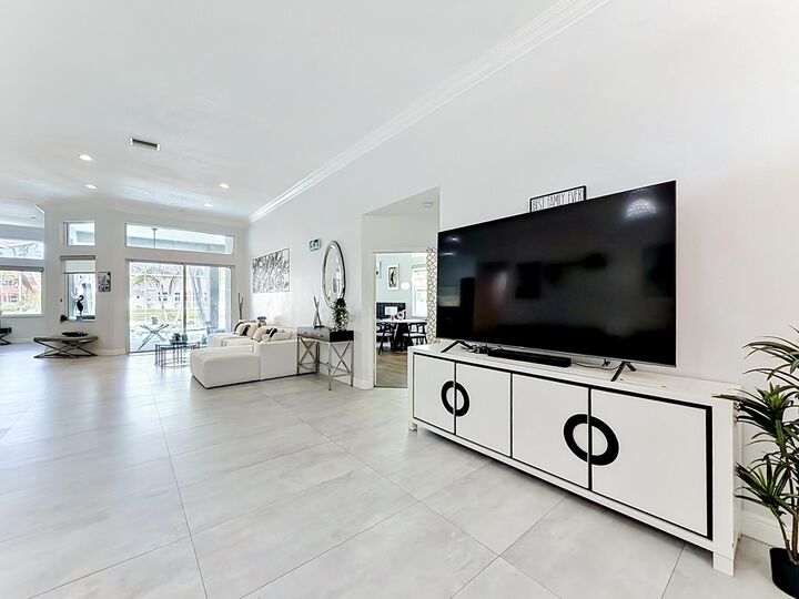 Property Photo:  3836 Heron Ridge Lane  FL 33331 