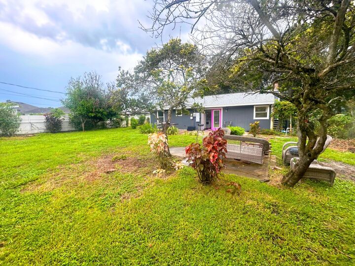 Property Photo: 2046 54th Avenue FL 32966