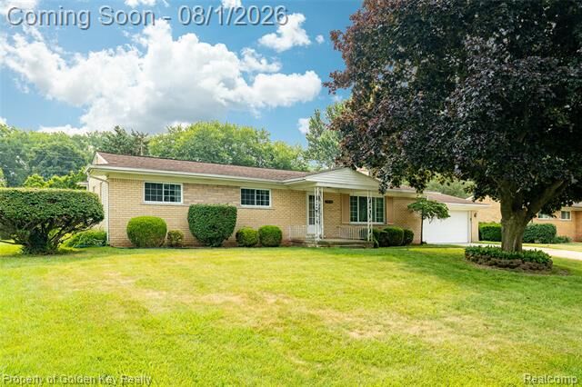 Property Photo:  2918 Huntington Park Drive  MI 48329 