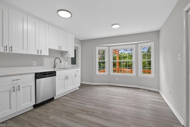 Property Photo:  403 Dunham Massie Dr  VA 23669 