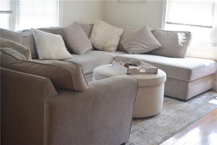 Property Photo:  23 Vaughan Street 2  RI 02904 