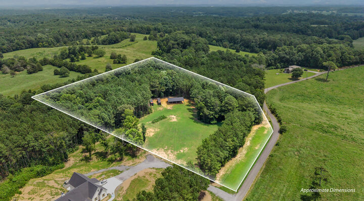 Property Photo: 630 Old Johnson Road NE TN 37323