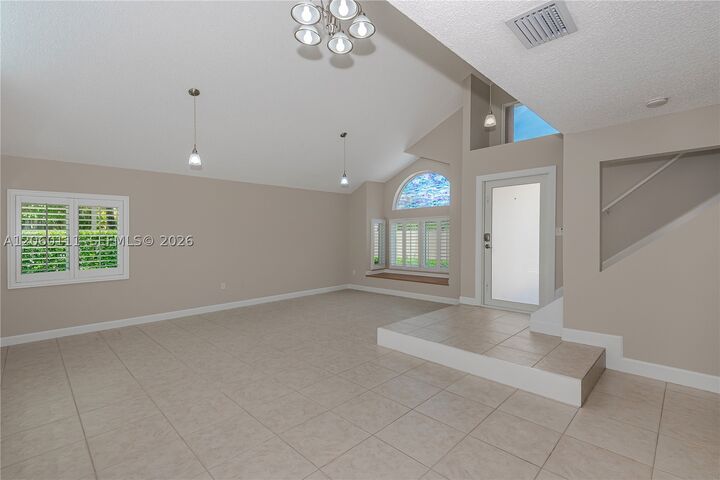 Property Photo:  1397 Harbour Side Dr  FL 33326 