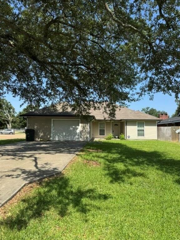 Property Photo: 2116 5th Avenue LA 70601