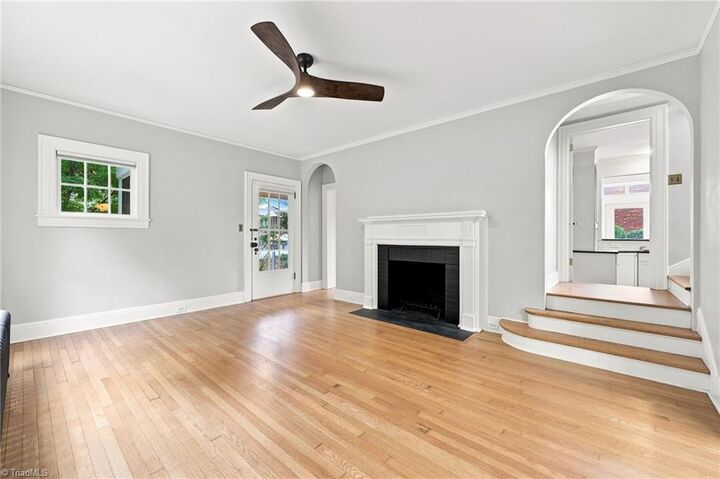 Property Photo:  901 Fairmont Street  NC 27401 