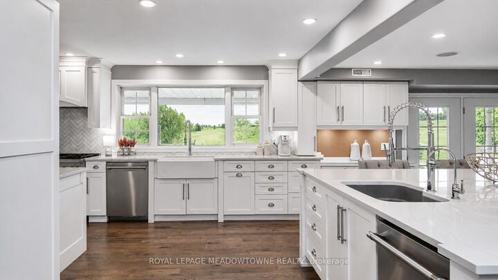 Property Photo: 5169 Wellington 125 Road ON L7J 2L8