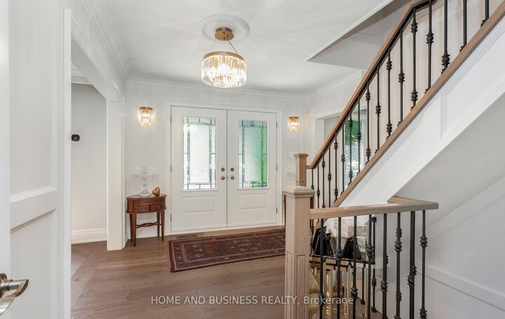 Property Photo: 1335 Mississauga Road ON L5H 2J3