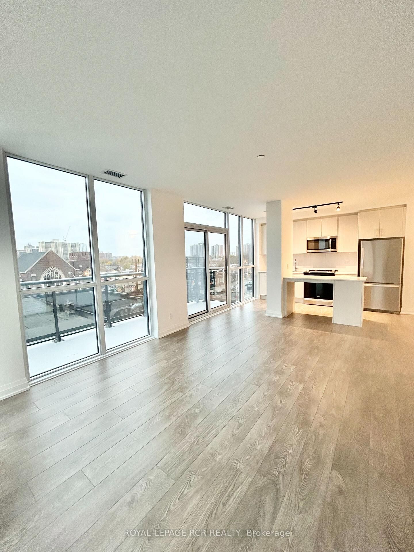 Property Photo:  403 Main Street 286  ON M4C 4X4 
