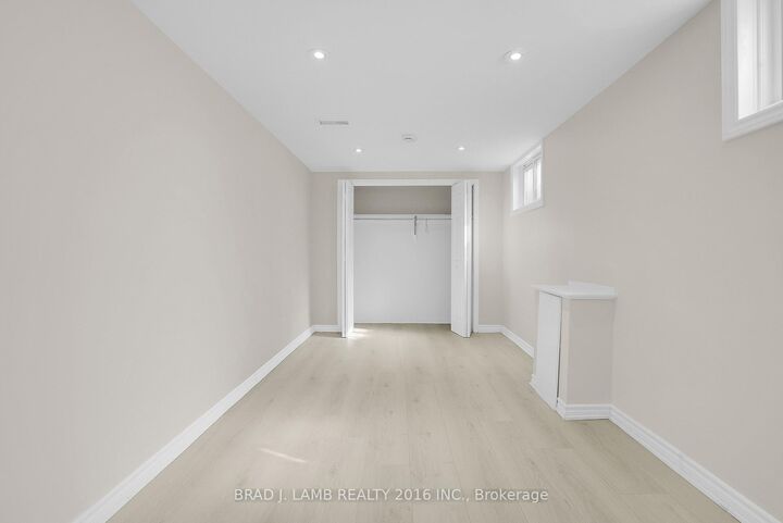 Property Photo:  75 Marshall Street #Lower  ON L4N 3S9 