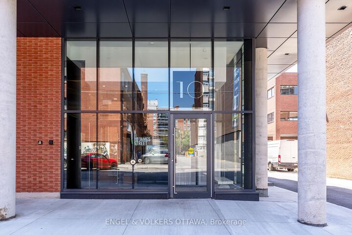Property Photo: 10 James Street 709 ON K2P 1T2
