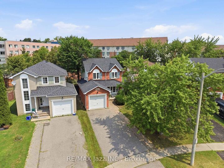 Property Photo: 1855 Dalhousie Crescent ON L1G 8C5