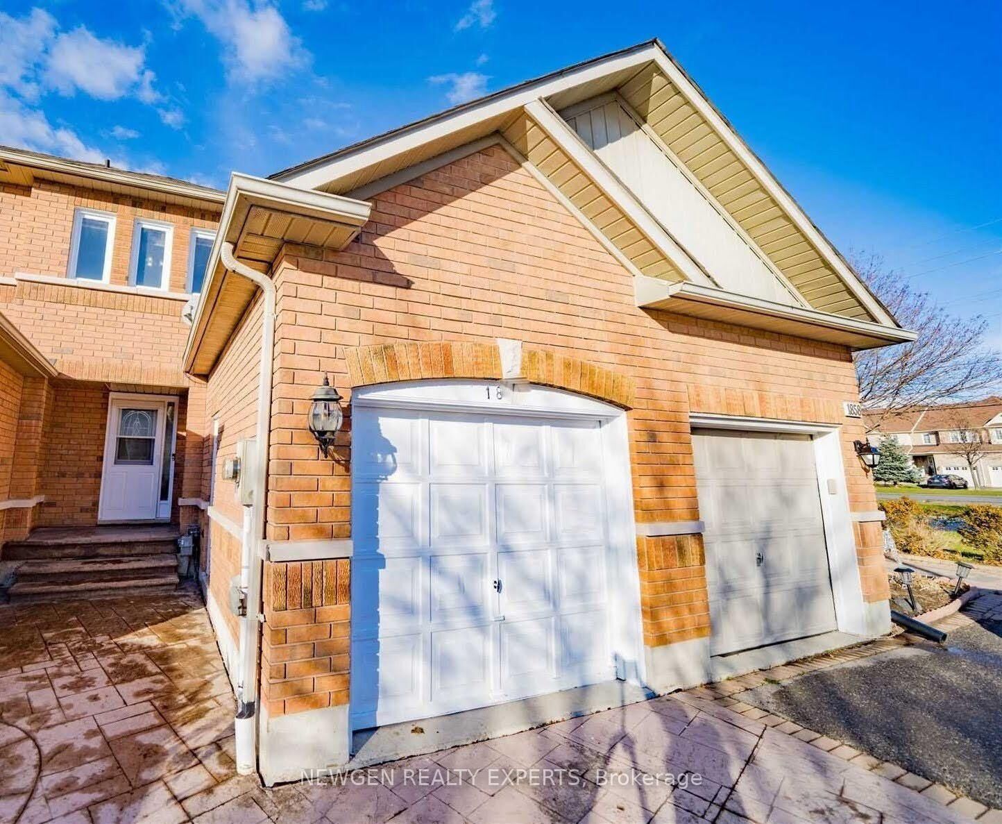 Property Photo:  1856 Woodgate Court  ON L1G 7Z2 