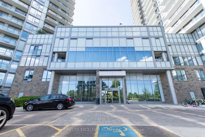 Property Photo: 4675 Metcalfe Avenue 804 ON L5M 0Z8