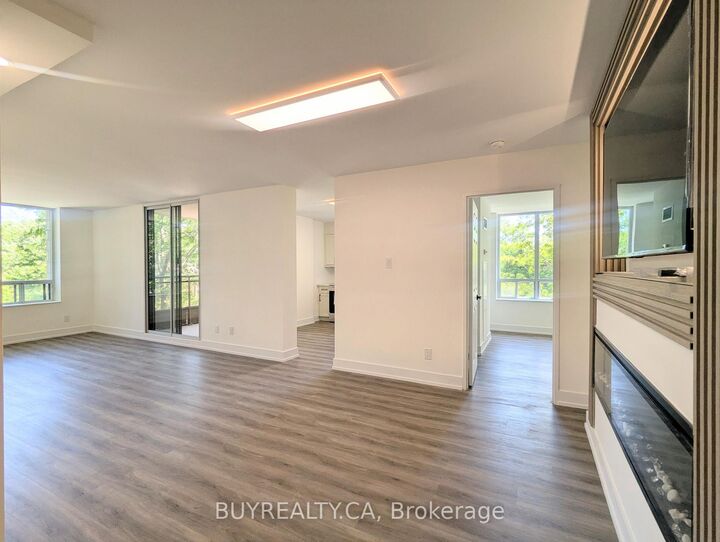 Property Photo: 256 Doris Avenue 308 ON M2N 6X8
