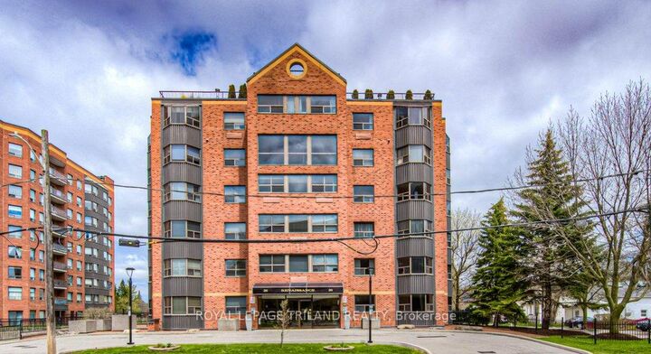 Property Photo: 20 Ellen Street 403 ON N3H 6R7